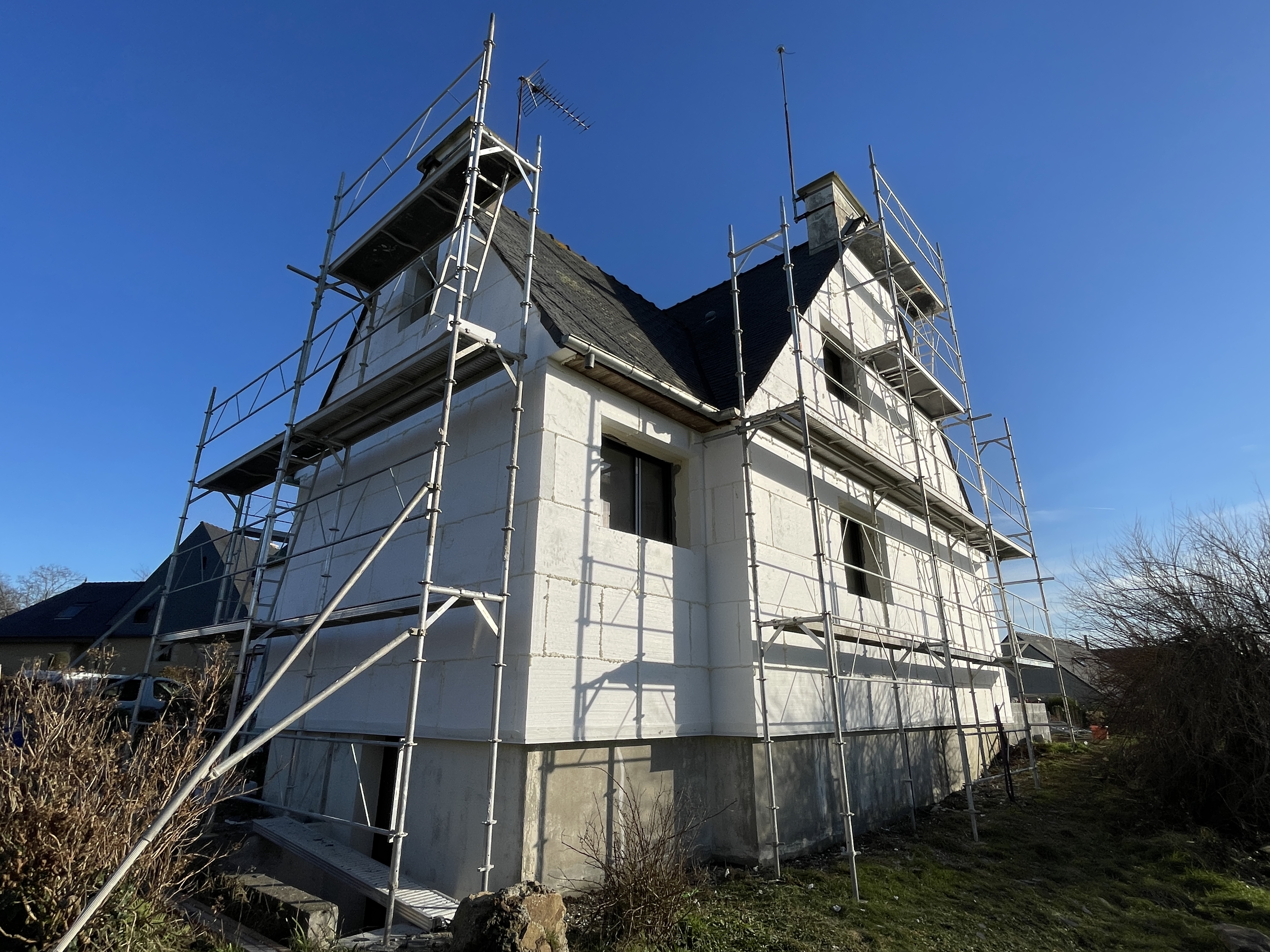 Rénovation avec Isolation thermique par l'Extérieur (ITE) TREBEURDEN - Bretagne
